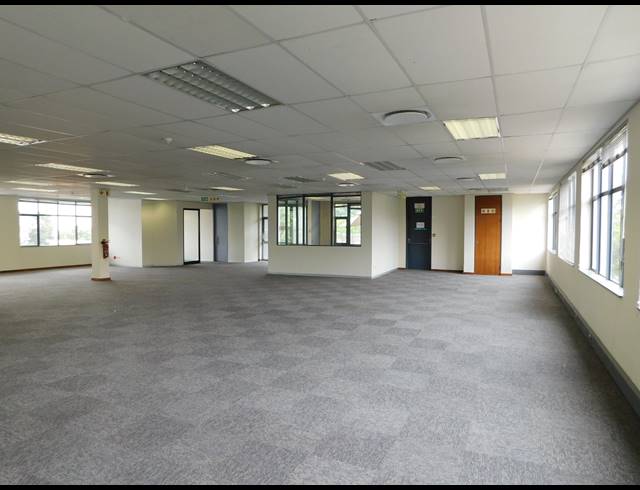 855M² OFFICE TO LET IN ILLOVO